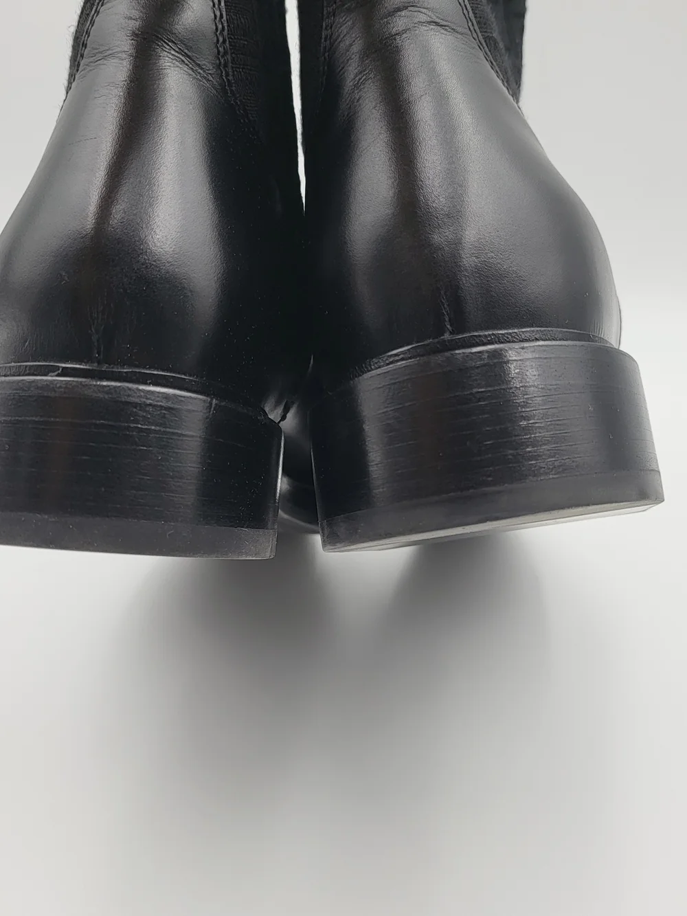 SALVATORE FERRAGAMO ROLY BLACK LEATHER SUEDE PRINT GANCINI RIDING BOOTS. Auth...